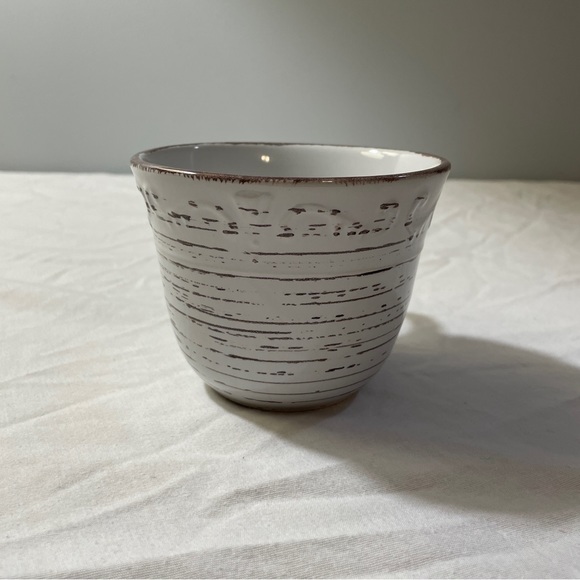 Pfaltzgraff Trellis White Whitewashed Mug - Picture 6 of 6